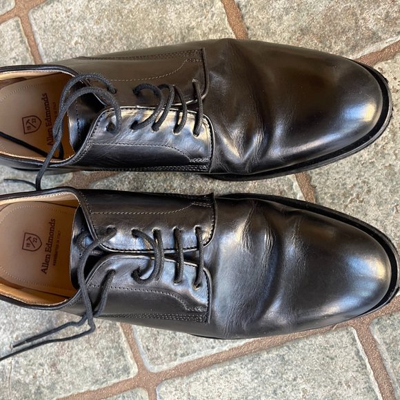 Allen Edmond's Corsico black oxfords, 8D - Picture 5 of 7